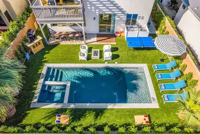 Image de Velvet Vista - Pool, Spa, Fireplace & Games