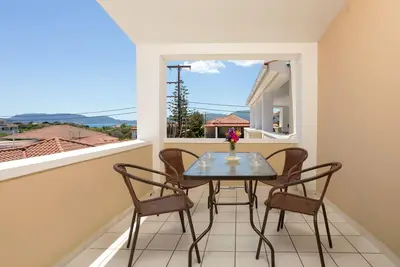 Image de Ammos Comfort Apartments - 2 Bedroom Apartment N1, 400m from Kalamaki Beach