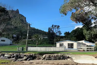 Image de Classic Nz Bach on the Waterfront - Whangarei Heads