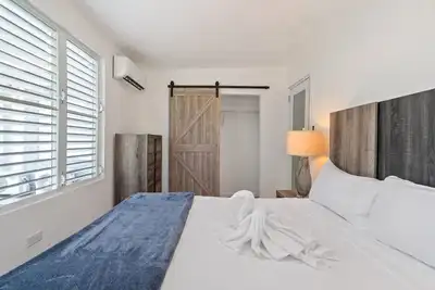Image de Comfy sleeping | Close to Culebra Ferry | Complete kitchen