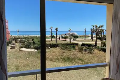 Image de T2 4 pers à Le Barcarès, face mer, parking privé