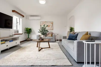 Image de Central Cosy Townhouse + Parking