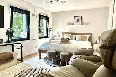 Image de Tinyhouse Lahnfriede - vacation home, bathroom, Wc, river view