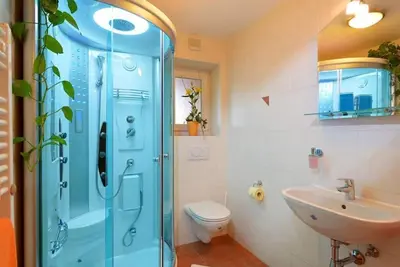 Image de Double room \"Relax\" with \"Almstube\" - Holiday home Ab