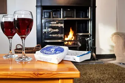 Image de Belle maison de vacances pour 6 personnes avec Wifi, terrasse et animaux admis
