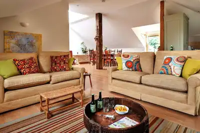 Image de Merveilleuse maison de vacances pour 4 personnes avec Wifi, piscine et parking