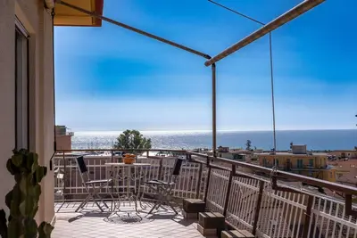 Image de Penthouse Seaview by Wonderful Italy