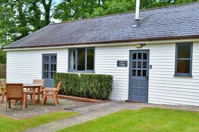 Image de Merveilleuse maison de vacances pour 4 personnes avec piscine, bain Ă remous, Wifi et parking