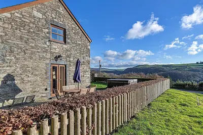 Image de Belle maison de vacances avec bain Ă remous, Wifi, Tv, animaux admis et parking