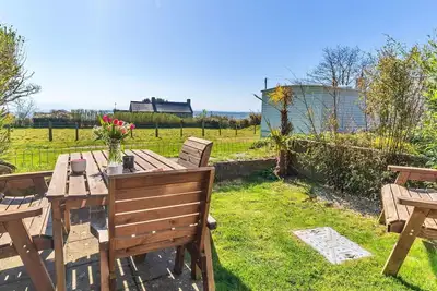 Image de Belle maison de vacances pour 7 personnes avec Wifi, balcon, animaux admis et parking