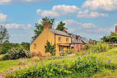 Image de Belle maison de vacances avec bain Ă remous, Wifi, terrasse, animaux admis et parking