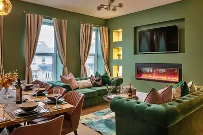 Image de Joli appartement avec bain à remous, Wifi, terrasse, animaux admis et parking