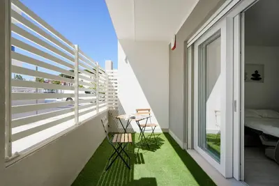 Image de Charming 67 sqm apartment, perfect for 4 people, located on the ground floor of a recently built building. The property is located in a residence with a concierge active all day; outside the house there are gym equipment that can be used freely and a padd