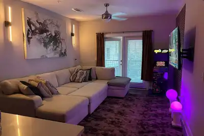 Image de Cozy 2-bedroom apartment in enjoyable Sandy Springs with WiFi, fitness room