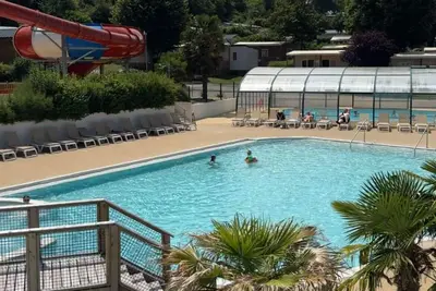 Image de Mobilhome dans camping 5* piscines chauffées