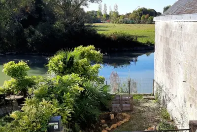 Image de Gîte \"La P'tite Jeannette\", entre terre et mer, au bord de La Charente.