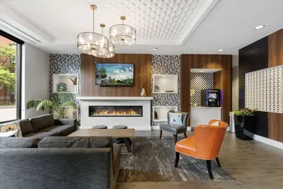 Image de Downtown 2bd Sky Lounge Pool  Gym  1811