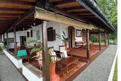 Image de 3 bedroom- Lake front 1 km to the Surfing Beach