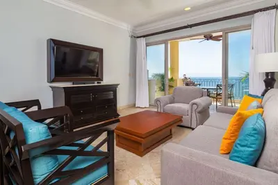 Image de Spacious 2br at Riviera Nayari– Relax & Unwind