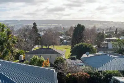 Image de Hilltop Vista - Taupo Retreat