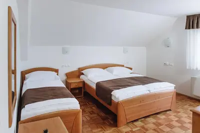 Image de Triple Room with Balcony 115