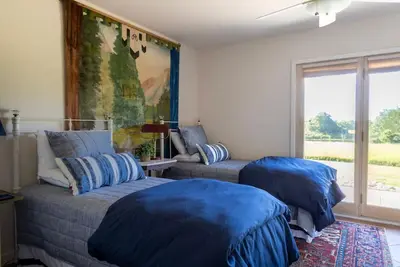 Image de Round Top Designer Home