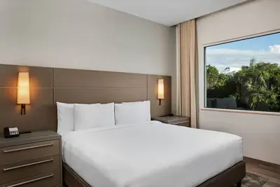 Image de Two Bedroom Suite with Pool Access! Pets Allowed, Close to  Xplor Park!