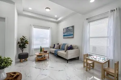 Image de Charming Newly Built Home 3 Beds / 2. 5 Baths