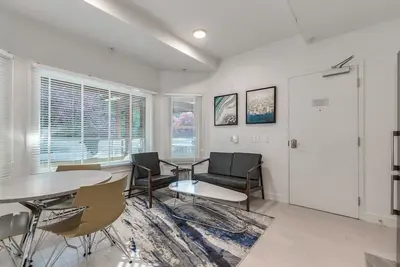 Image de Pet Friendly Furnished 1 Bedroom @ 1431 Haro