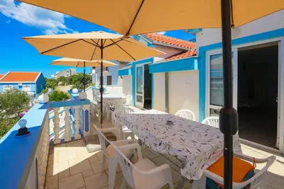 Image de Appartement de deux chambres avec la terrasse et la vue sur le mer Sveti Petar, Biograd (A-24702-d)