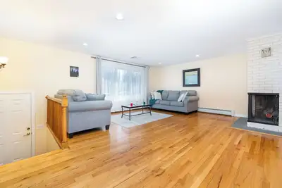 Image de Spacious & Comfortable 3-Bedroom Home