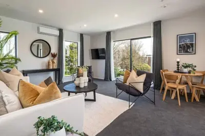 Image de Rare Find 3 bed Cbd Single Level with 2 car parks