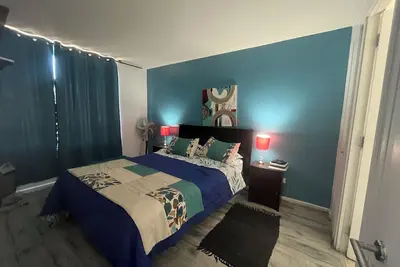 Image de Half a block from Sta. Lucia subway station - Cozy 1 Bedroom Apartment