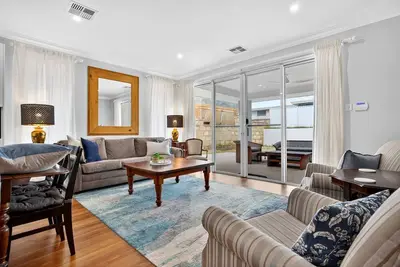 Image de Coastal 3-Bed Flat Near Mullaloo Beach