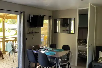 Image de Location mobil home grand confort, golfe du Morbihan, non fumeur, pas d’animaux.