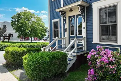 Image de Downtown Boothbay 3br – Harbor Views, Private Deck, Walk Everywhere