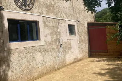 Image de Duplex, Rivière, terrasse naturelle et boulodrome.