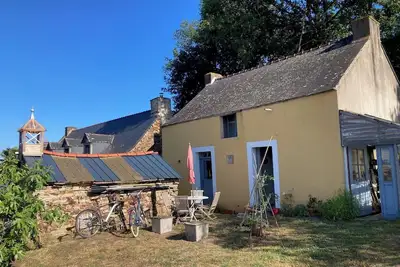 Image de Petite maison de campagne sur les bords de la Vilaine\nBelle vue sur les marais