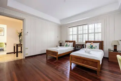 Image de Anza Mactan Beach House 5 bedroom Villa w/ Private Pool & Beachfront