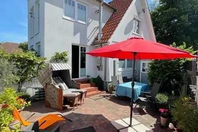 Image de Detached vacation home oasis of peace with sauna, garden and terrace on Fehmarn