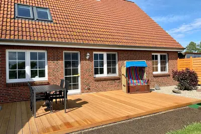 Image de Sunny Sundblick accommodation with garden, terrace and wood-burning stove on Fehmarn