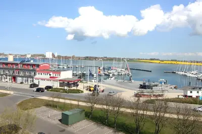 Image de Exclusive vacation accommodation with exceptional lake view and balcony on Fehmarn