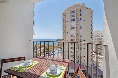 Image de Appartement 'Gabriel 6 H' avec piscine partagée, balcon et climatisation