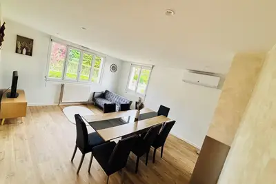 Image de Maison spacieuse au calme - 4 chambres