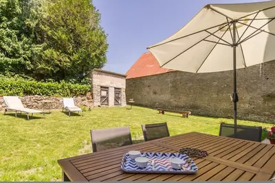 Image de Maison de charme en Baie du Mont St-Michel avec jardin clos