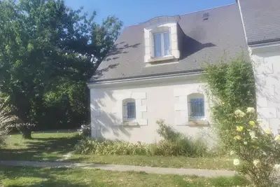 Image de Gîte moderne à Amboise avec piscine, jardin et wifi