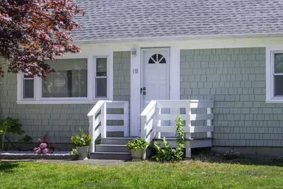 Image de Cozy Hyannis Getaway Near Beaches