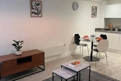 Image de Bright 2br in Mcr Area