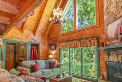 Image de Heartwood Cabin - Rustic Charm and Forest Calm