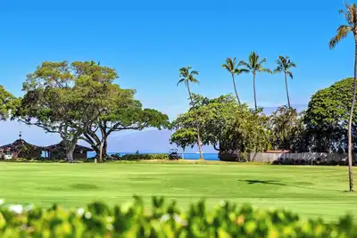 Image de Intro Price: Newly Remodeled Ocean View \"J\" Studio, sleeps 4